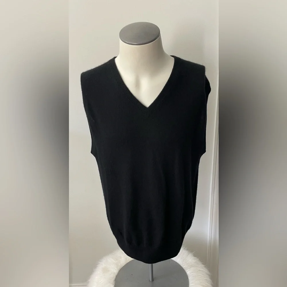 PETER MILLAR BLACK 100% CASHMERE VEST SIZE MEDIUM